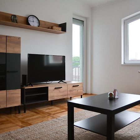 Crown Apartment 2 수보티차 외부 사진